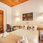 Nontas Homes 34