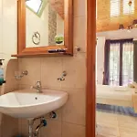 Gasthuis Nontas Homes 34