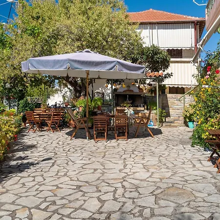 Nontas Homes 34 Pensjonat Kalamítsi